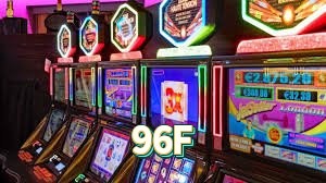 96F cadastro — tela de formulário no app oficial